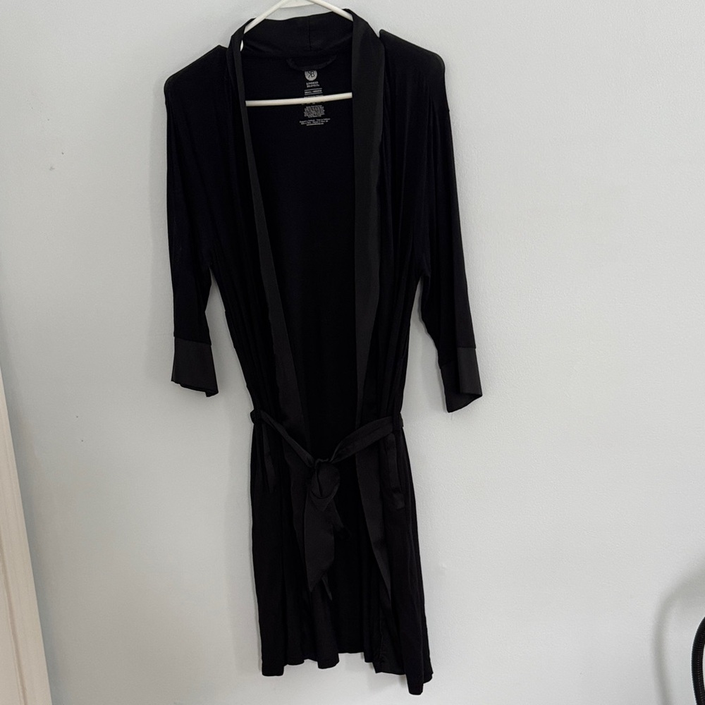 Kindred Bravely Black Women's Robe